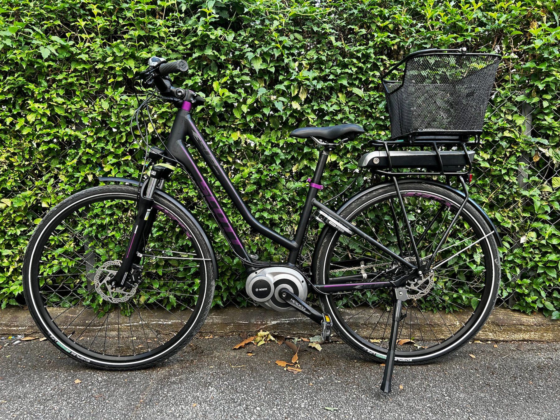 Scott Vélos: SCOTT City-E-Bike – D'occasion à Bitsch par Melando
