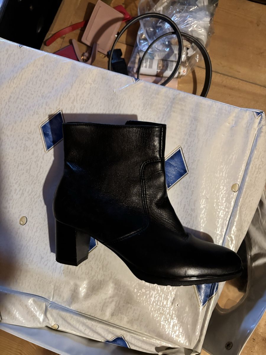 Ara Damenschuhe: Stiefelette Gr. 5,5 Ara, Gr. 38 – Gebraucht aus Kaltbrunn von Modern