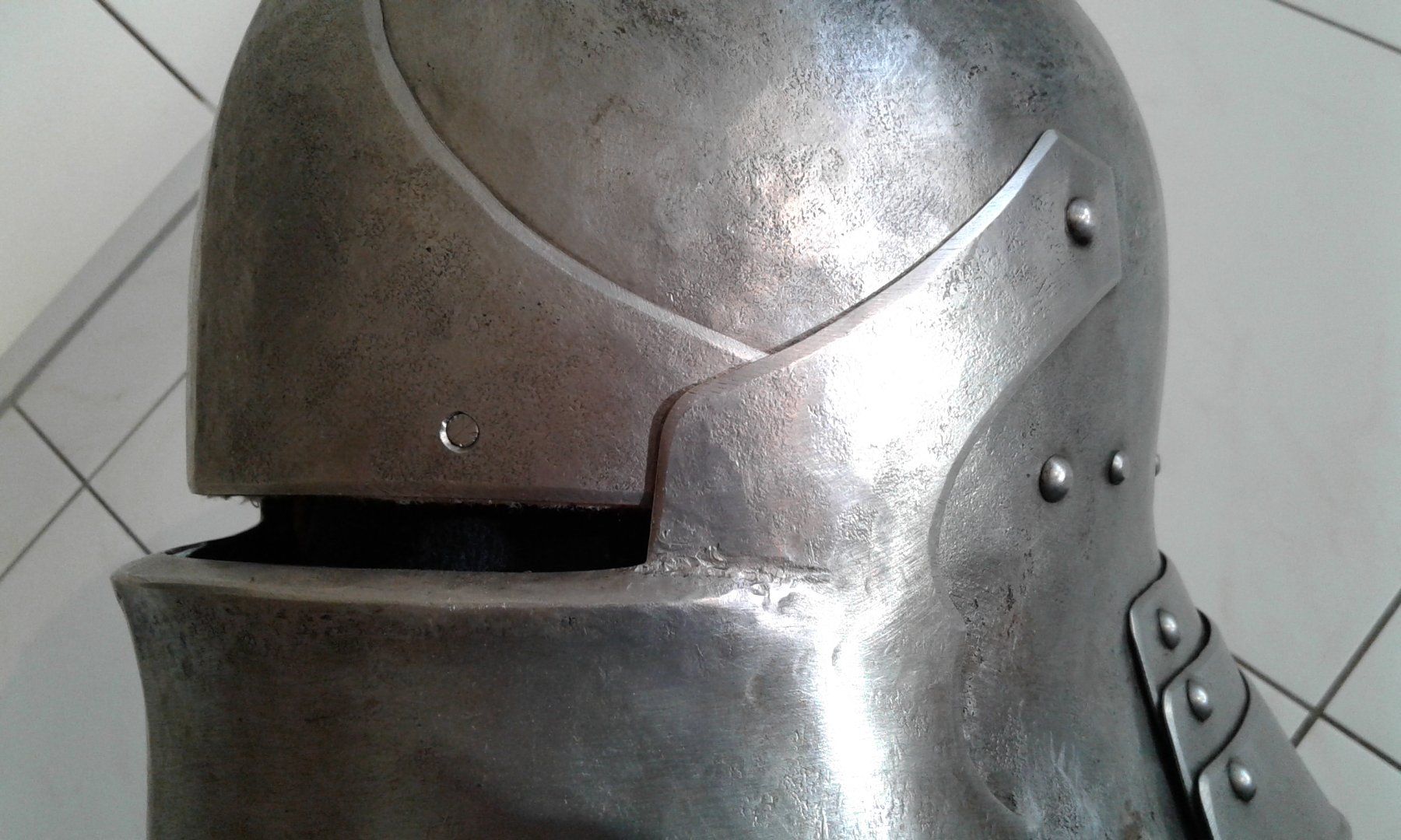 Vêtements anciens: Helm mittelalterlich Schaller Reenactment – D'occasion à Nunningen par Oliad 1