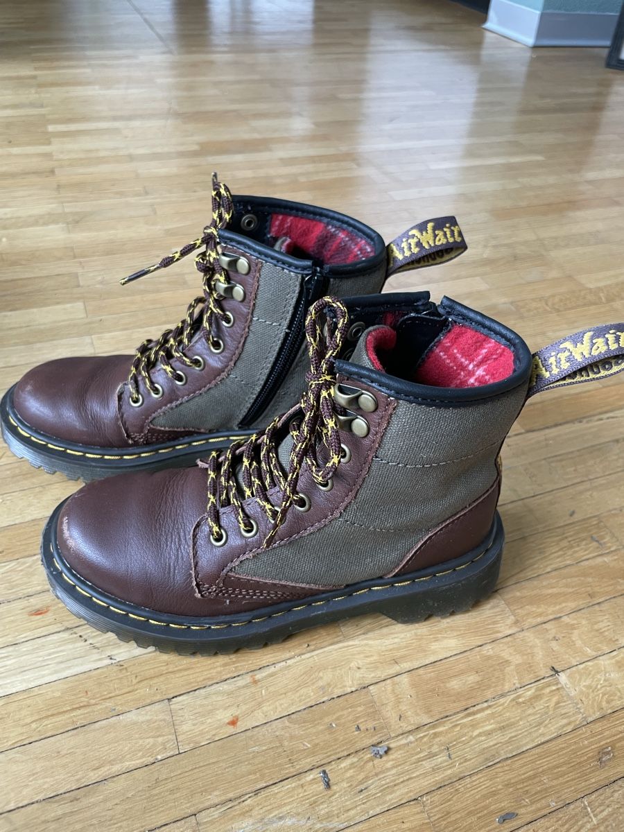 Dr. Martens Scarpe da uomo: Dr. Martins Panel Canvas Lederstiefel gr. 29 – Nuovo (secondo la descrizione) da Schlieren venduto da kca_2mlx