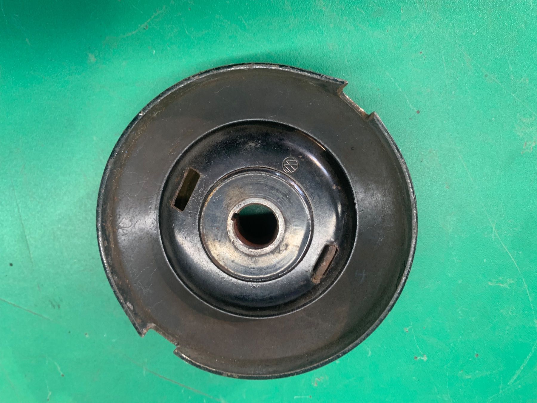 Sonstiges Fahrzeugzubehör: Lichtmaschinen Pully VW Käfer/Bus – Gebraucht aus Hersberg von Lufti 2