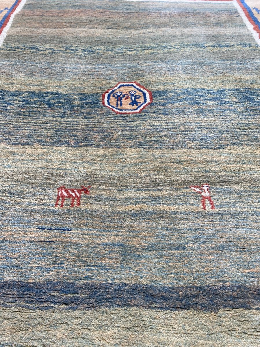 Tappeti: Dekorative Perser Teppich Gabbeh mit schöne Monster – Usato da Männedorf venduto da Adamiat 2