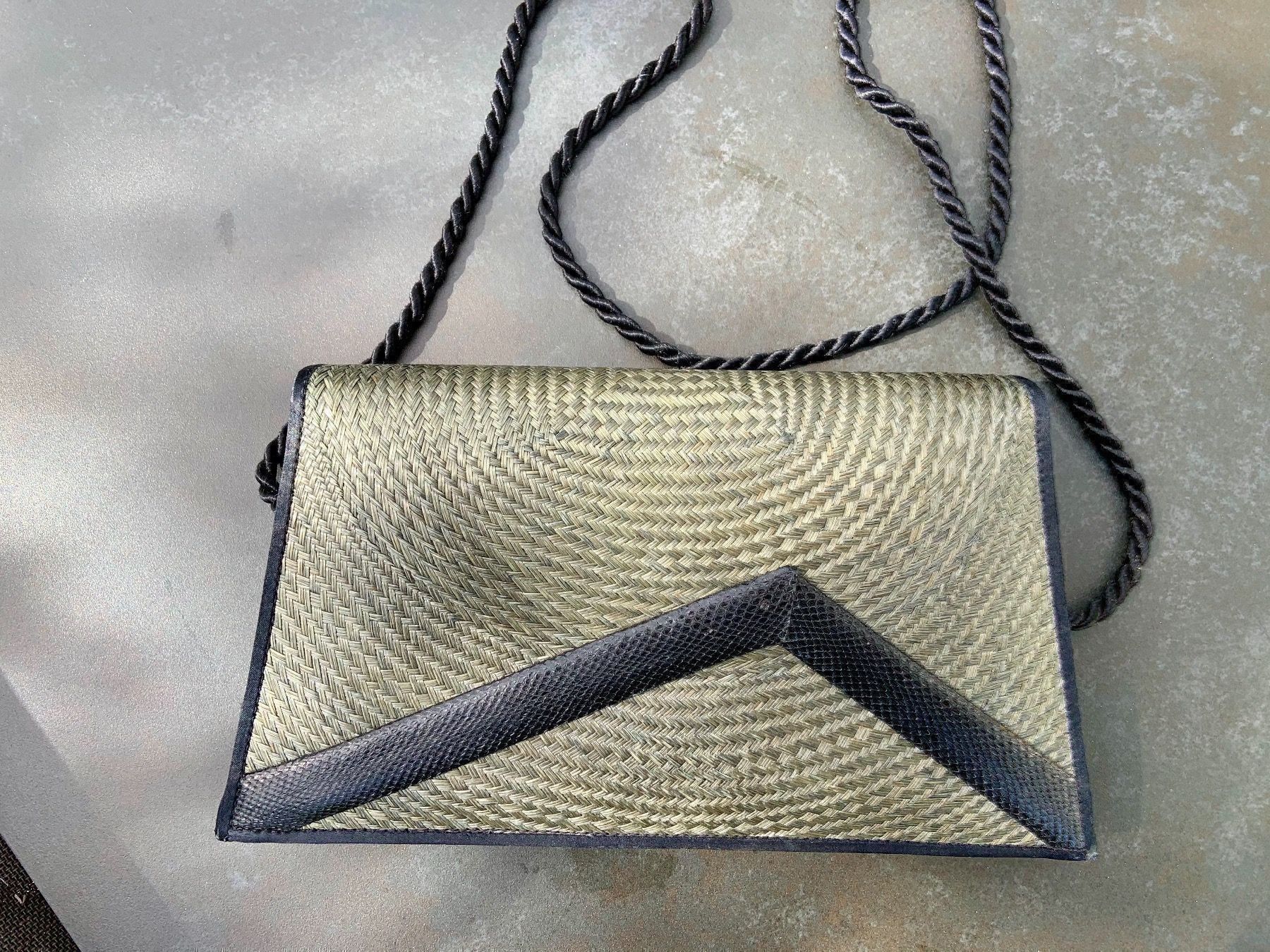 Borse da donna: edle Handtasche Anthrazit- Schwarz – Usato da Therwil venduto da Miss-Moneypenny67