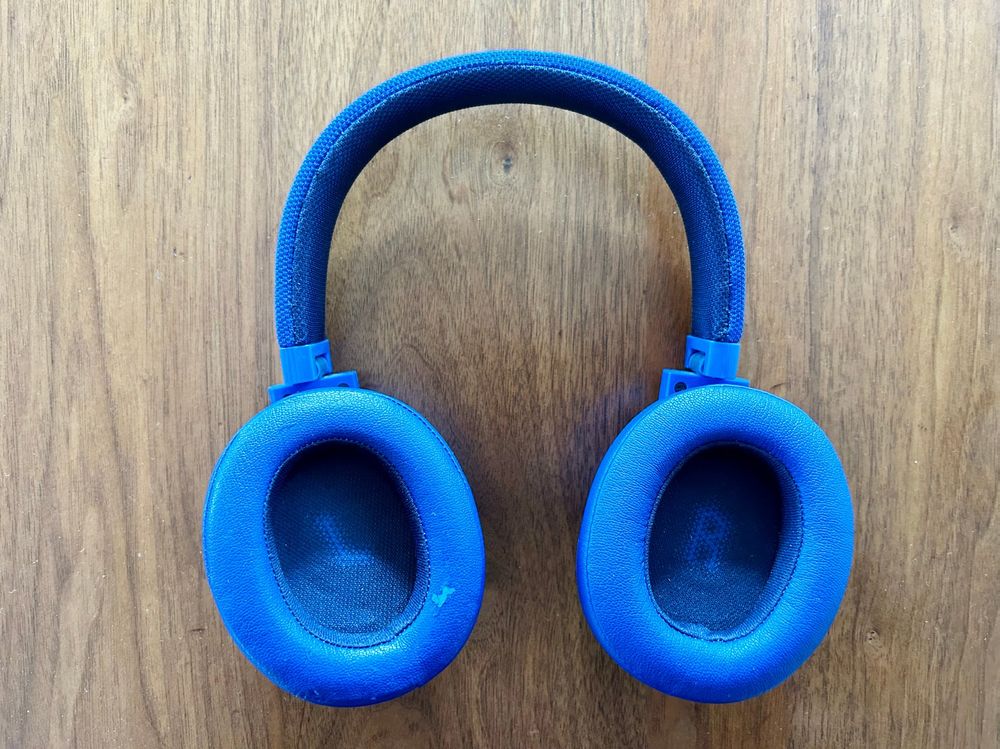 JBL Kopfhörer: JBL / Kopfhörer (E55BT) -blau – Gebraucht aus Schwerzenbach von Mankai 2