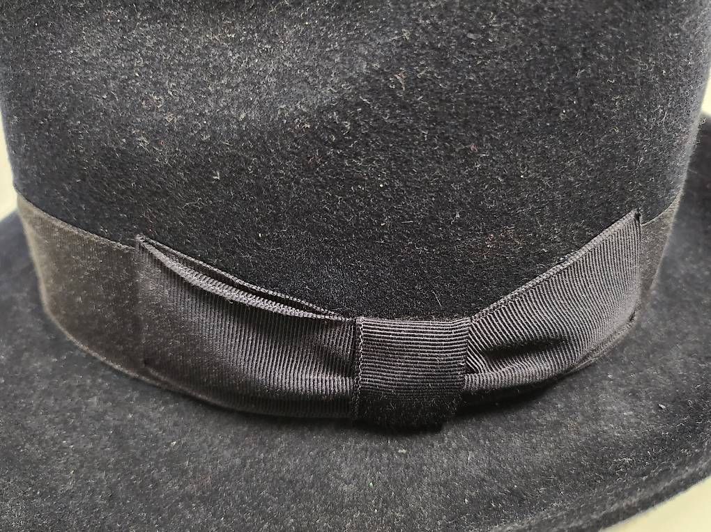 Copricapi, berretti & cappellini: Damenhut dunkelblau / indigo  – Nuovo e nell'imballaggio originale da Zürich venduto da Rose_Marie 2