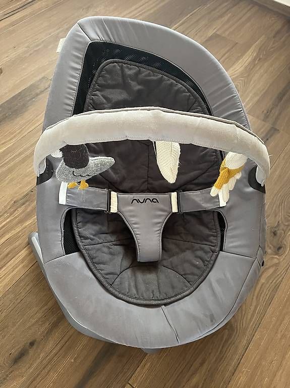 Sdraiette & Sdraiette a dondolo: NUNA Babyschaukel mit Motor – Usato da Wolfhalden venduto da julia_lena29