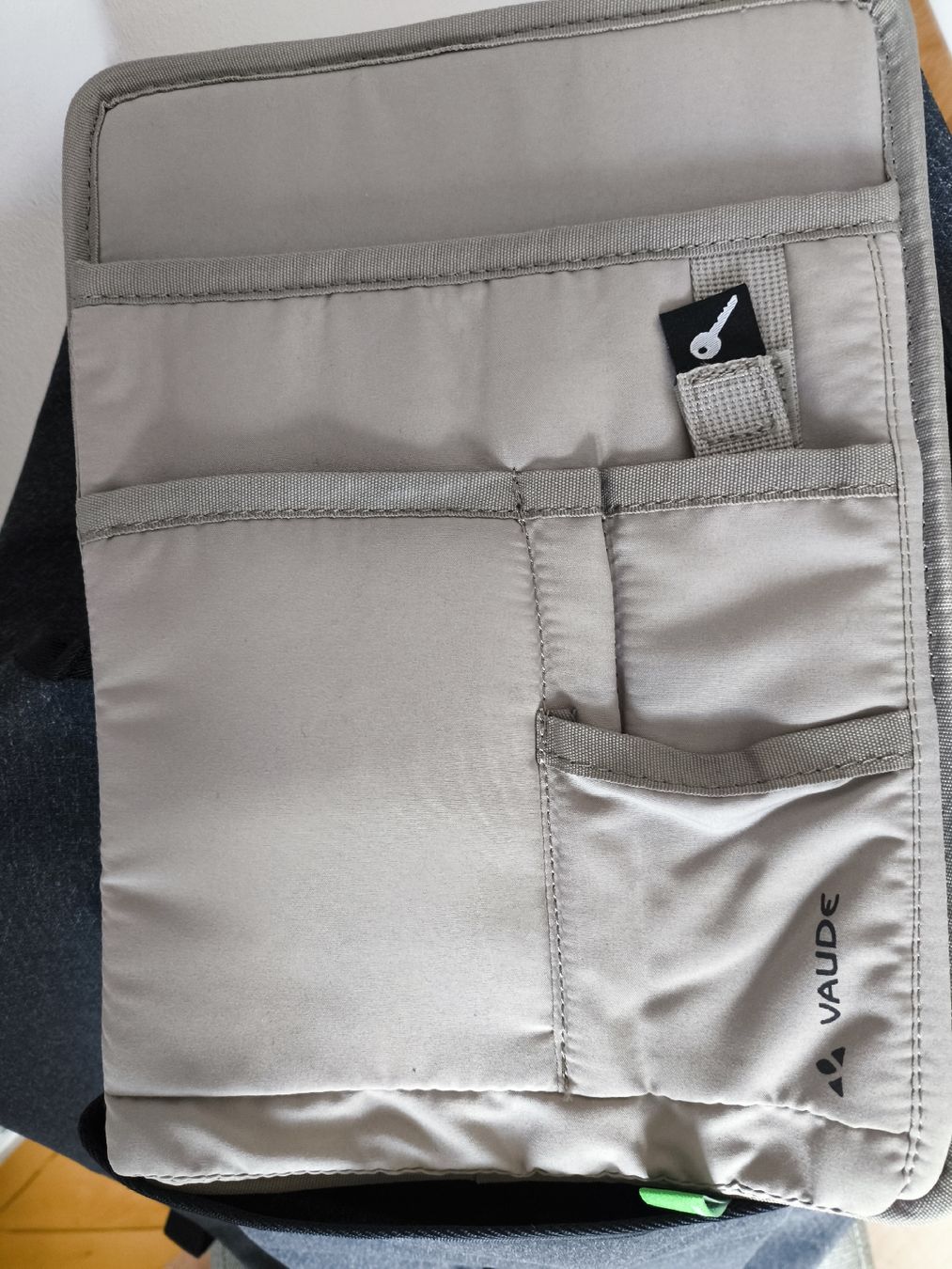 Vaude Zaini: Vaude Wolfegg +Egg Rucksack phantom black - NEU! – Nuovo e nell'imballaggio originale da Bern venduto da stefsvolta 8