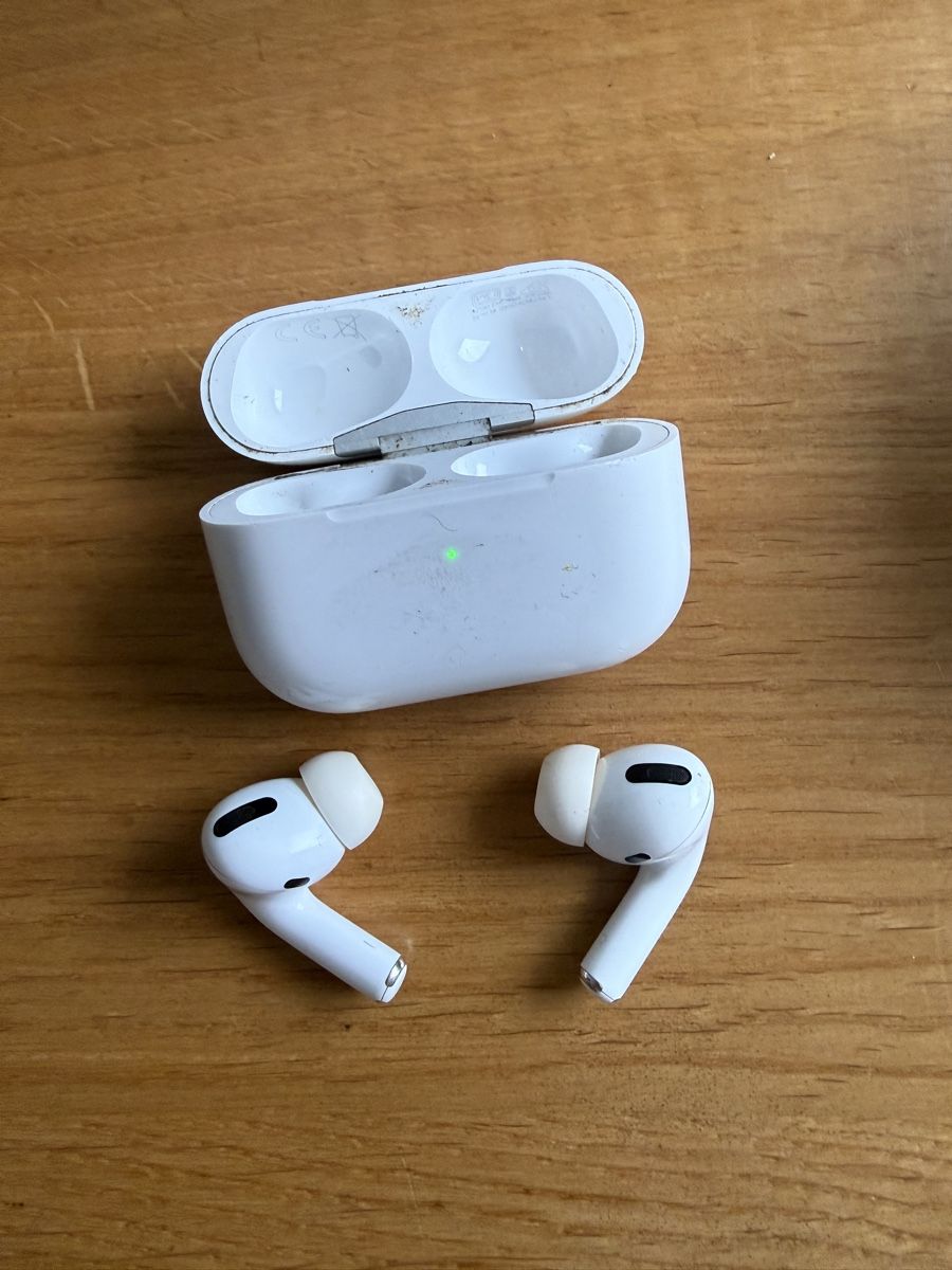 Apple Kopfhörer: Airpods Pro 1.gen – Defekt aus Bern von platte-maa 4