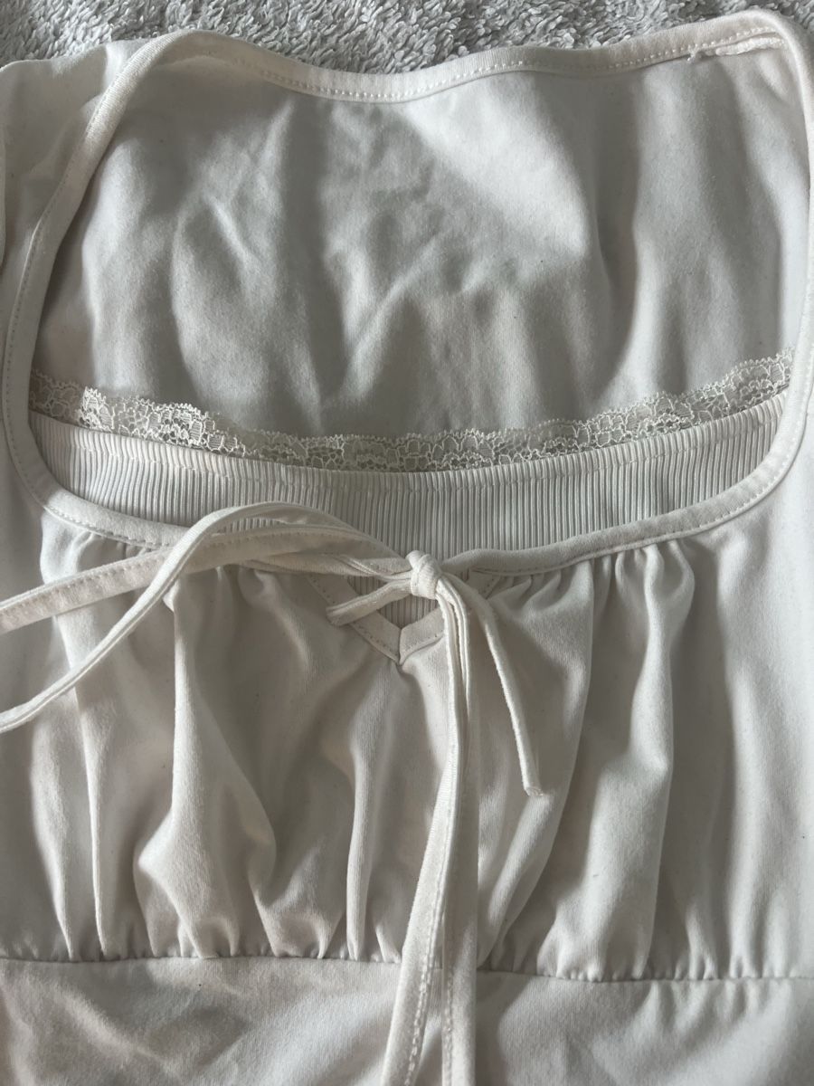 Pulls & Sweat-shirts: Langarm weiss – D'occasion à Birsfelden par kik_qtt8 1