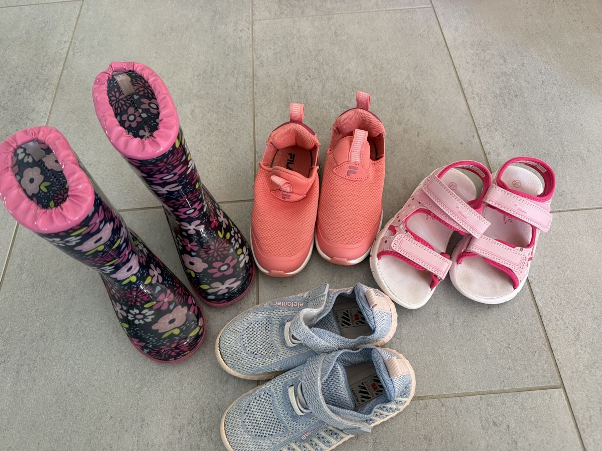 Elefanten Chaussures filles: Schuhpaket Grösse 27 – D'occasion à Bassersdorf par Agipsi