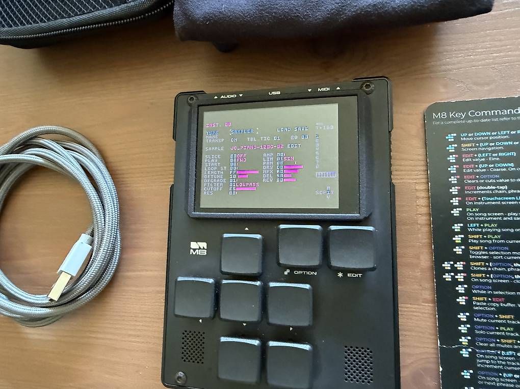 Strumenti musicali: Dirtywave M8 Tracker – Usato da Uesslingen venduto da musikbedarf 2