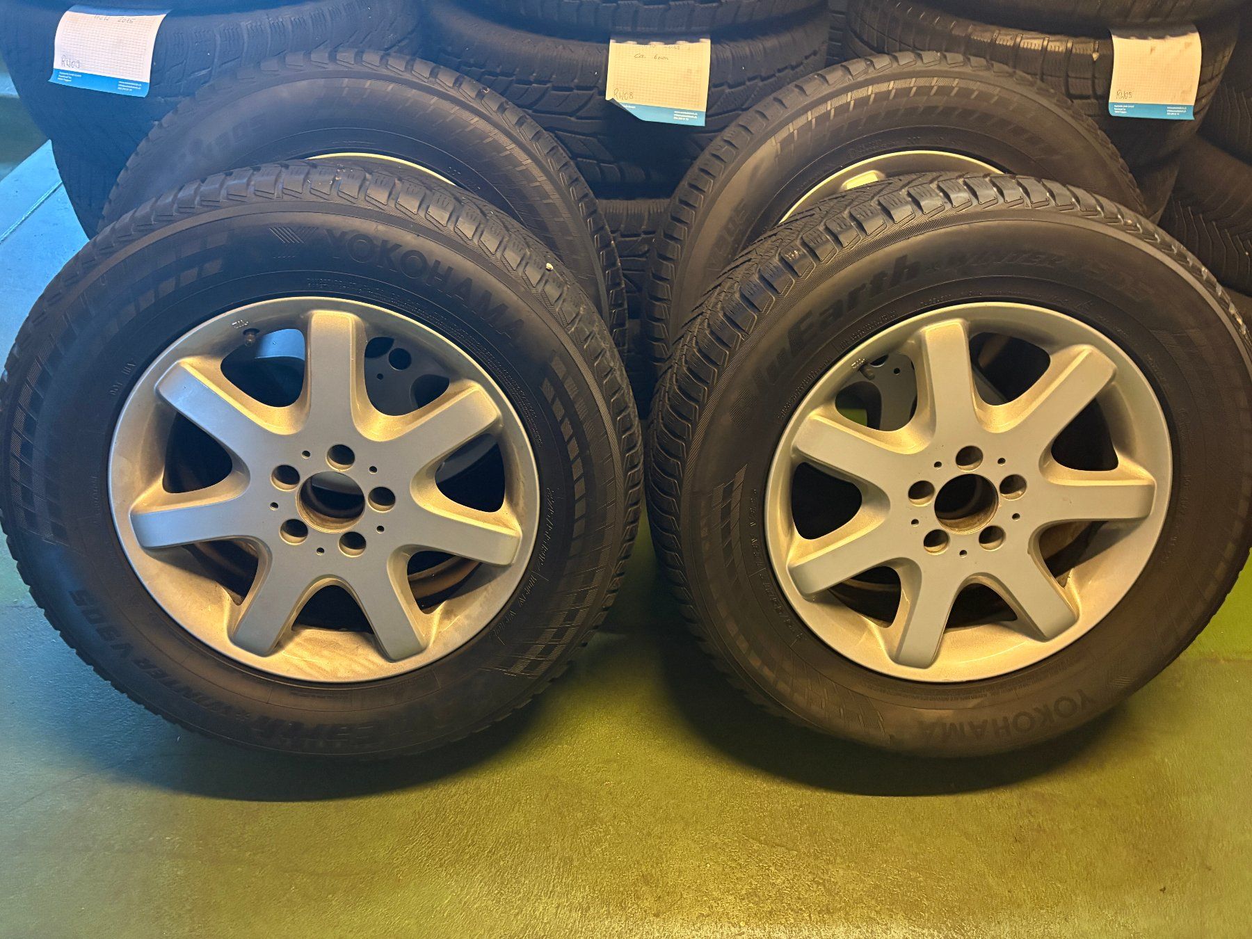 Pneumatici & Ruote complete: Winterräder 275/55 R17 – Usato da Kaltbrunn venduto da Steoli74 1