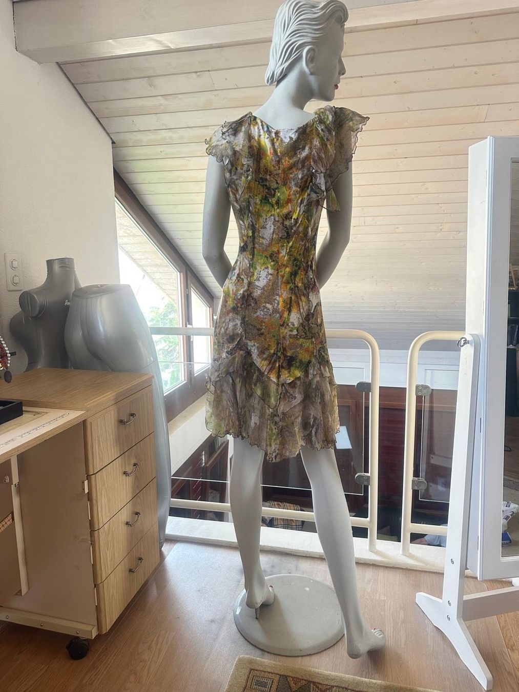 Vestiti: Schönes Seidenkleid GERMANO ZAMA – Usato da Neuhausen venduto da Lechasseur 4