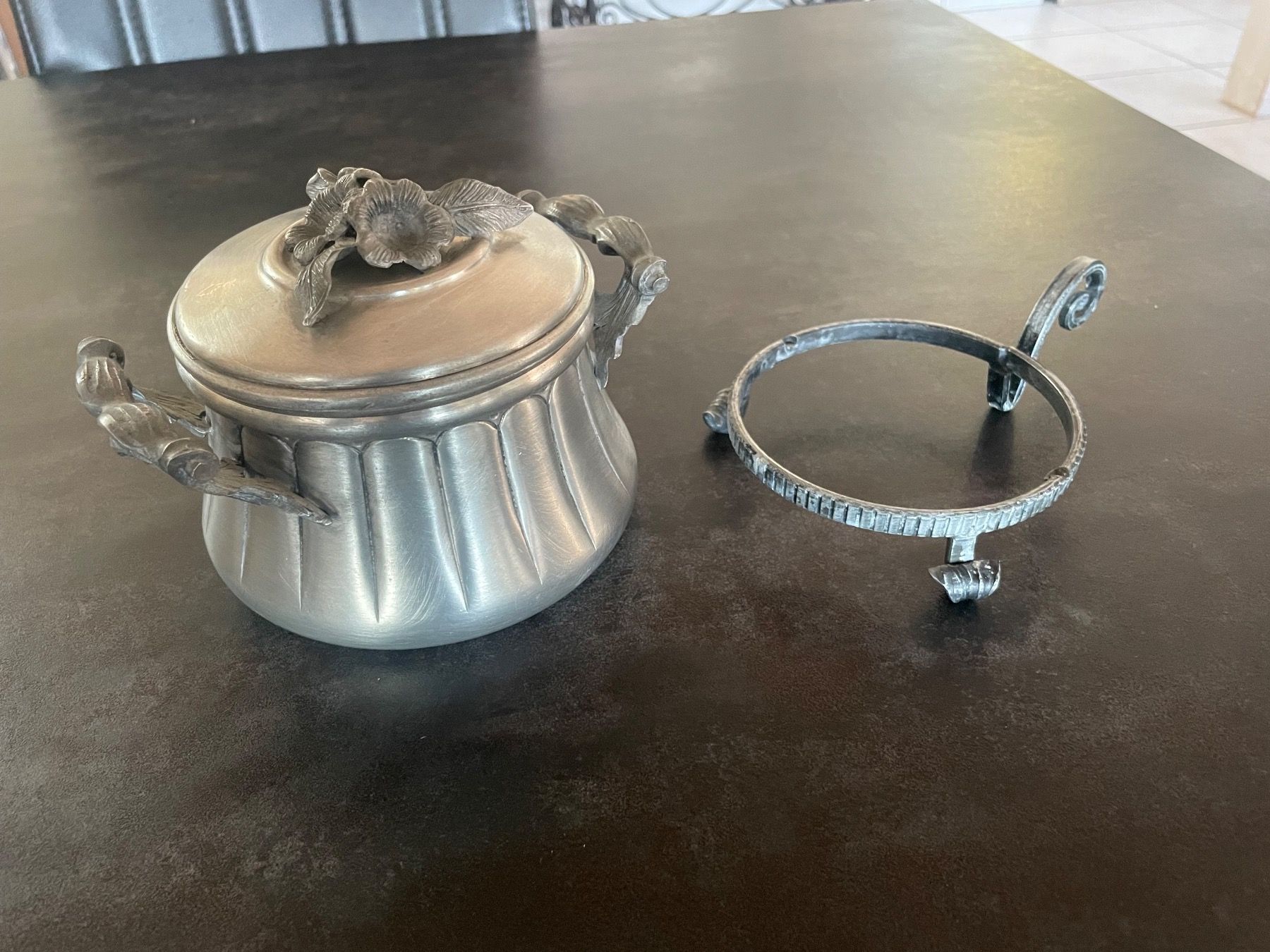 Pentole: Ancienne Cassolette en Étain – Usato da Vallamand venduto da Bricbracbroc82 4