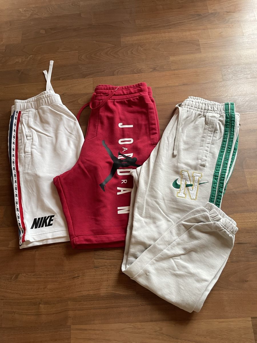 Lotti & Set di vestiti: Shorts – Usato da Dietlikon venduto da Leandro06 1