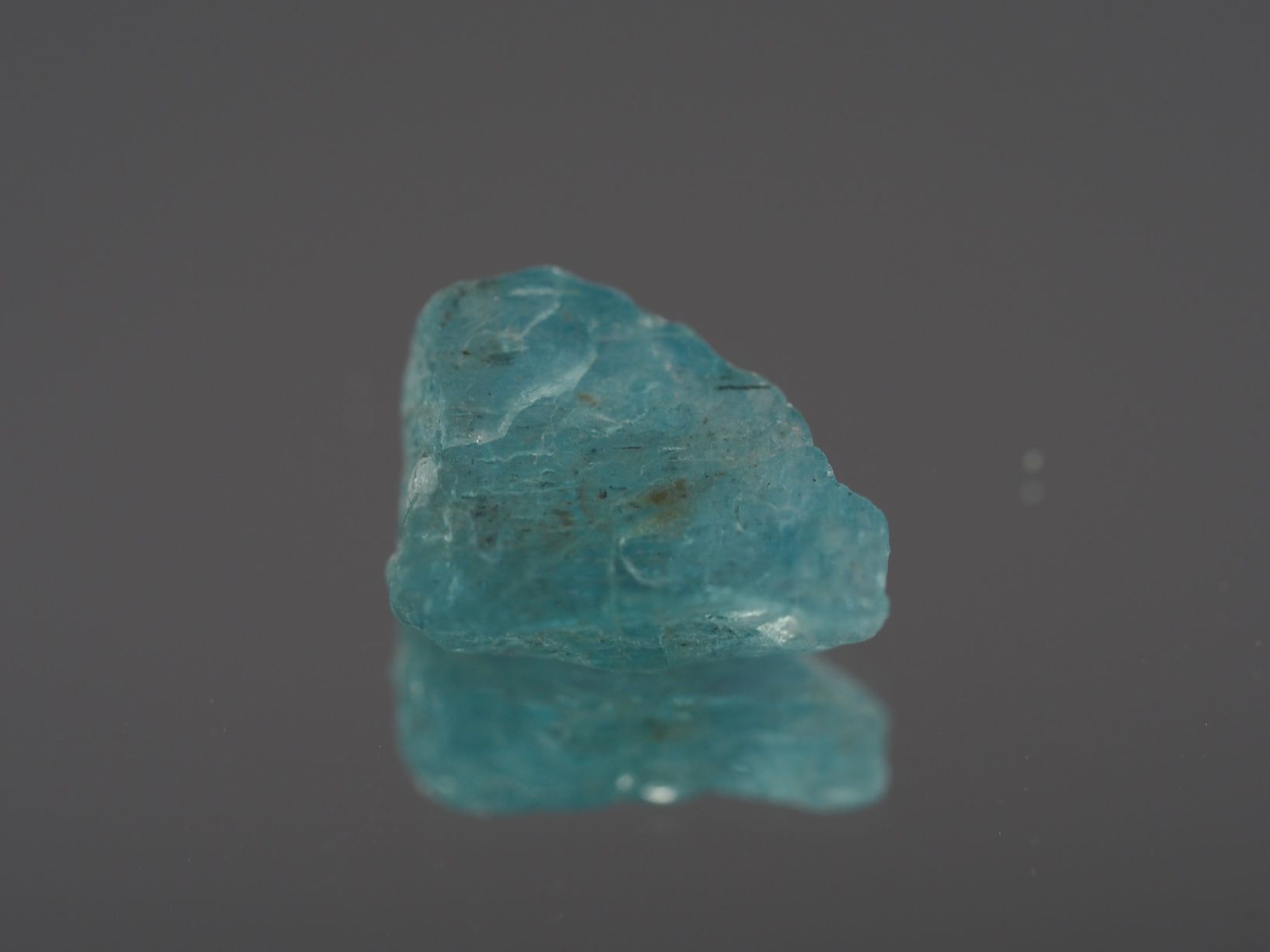 Pietre preziose: Ab 1CHF - Apatite (1 Rohstein) 3.89ct – Nuovo e nell'imballaggio originale da Buchs SG venduto da OTNaturalGems