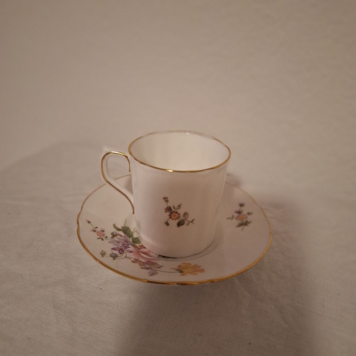 Tazze: Versand möglich. Royal Crown Derby, Tasse – Usato da Winterthur venduto da Goldpipau 1