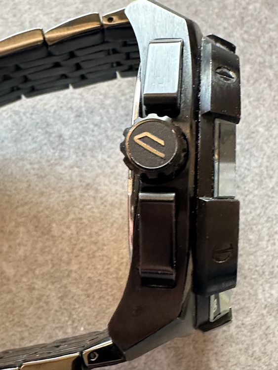 DIESEL Chronograph Herrenuhr ( Neue Preis : 375 CHF ) 5