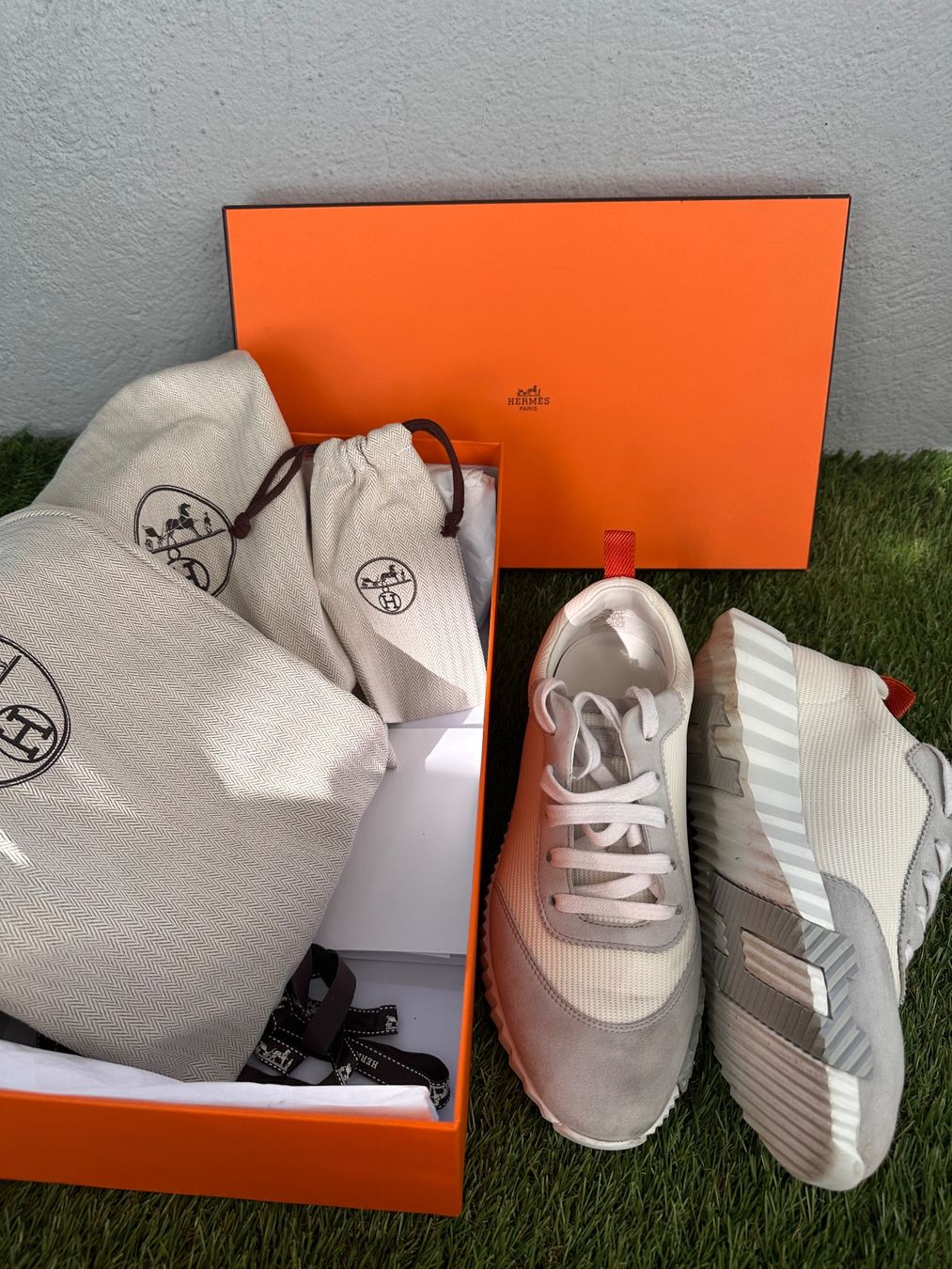 Hermès Damenschuhe: Hermès Bouncing - Taille 39 - Beige/Gris - Full Set – Gebraucht aus Carouge GE von Pierre_C 1
