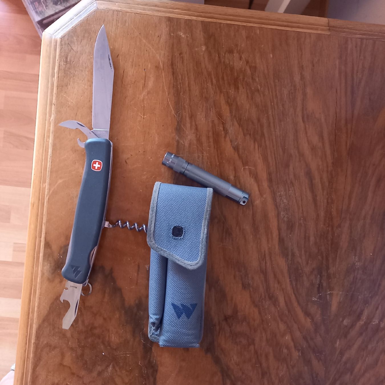 Accessori: couteau suisse Wenger Ranger – Usato da Pâquier-Montbarry venduto da bruyante23 2