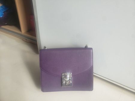 Marc Cain Bags Handtasche neu violet -> Ukraine Spende