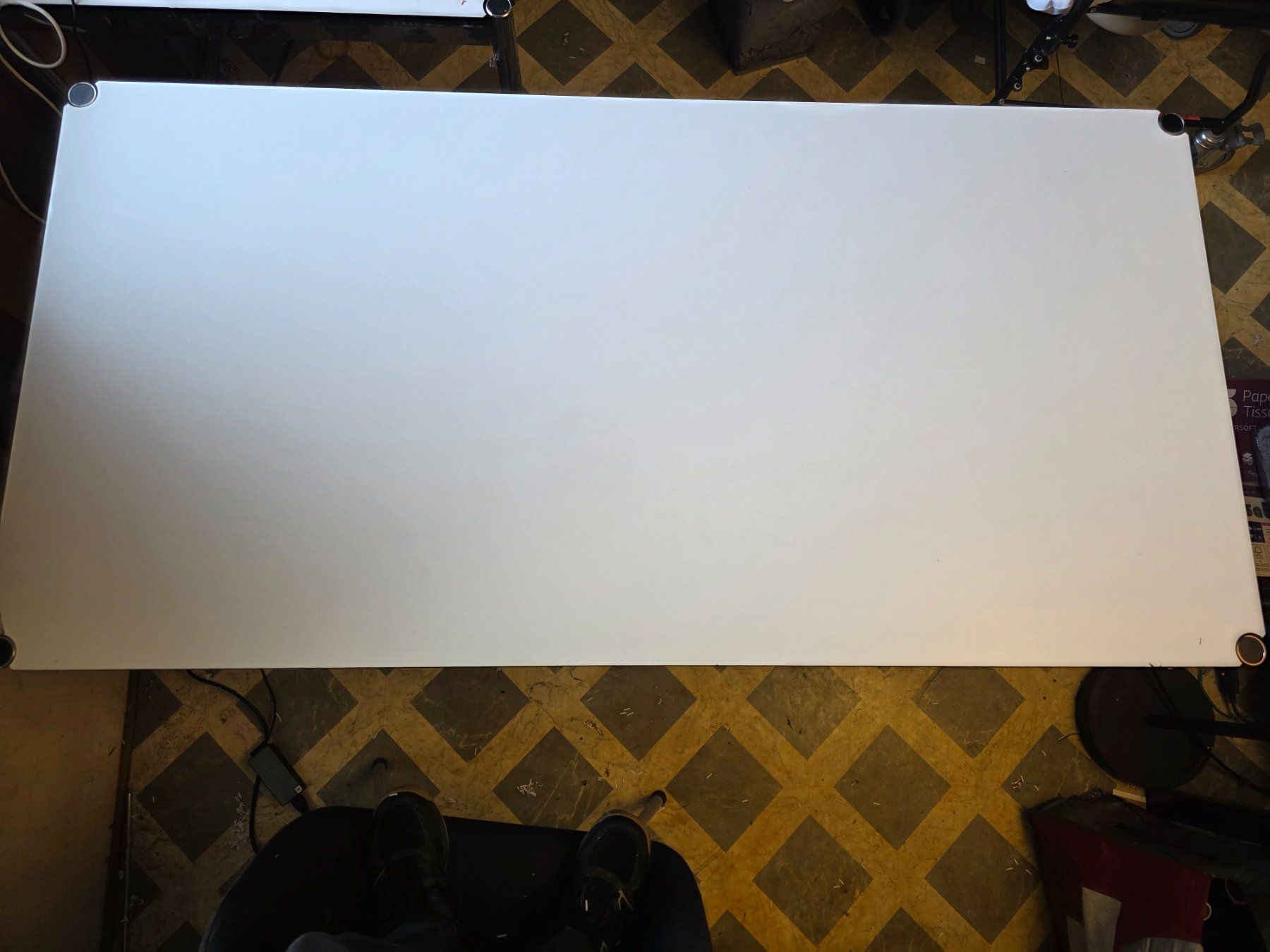 USM Scrivanie: Table USM Blanche 75 x 150 – Difettoso da Basse-Nendaz venduto da Valbroarch 1