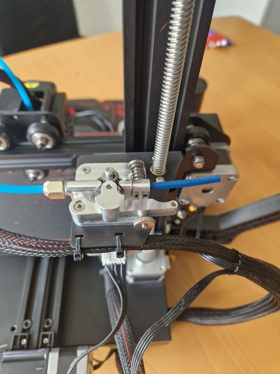 Creality Ender 2 Pro mit Micro-Swiss Hotend + Extruder 2