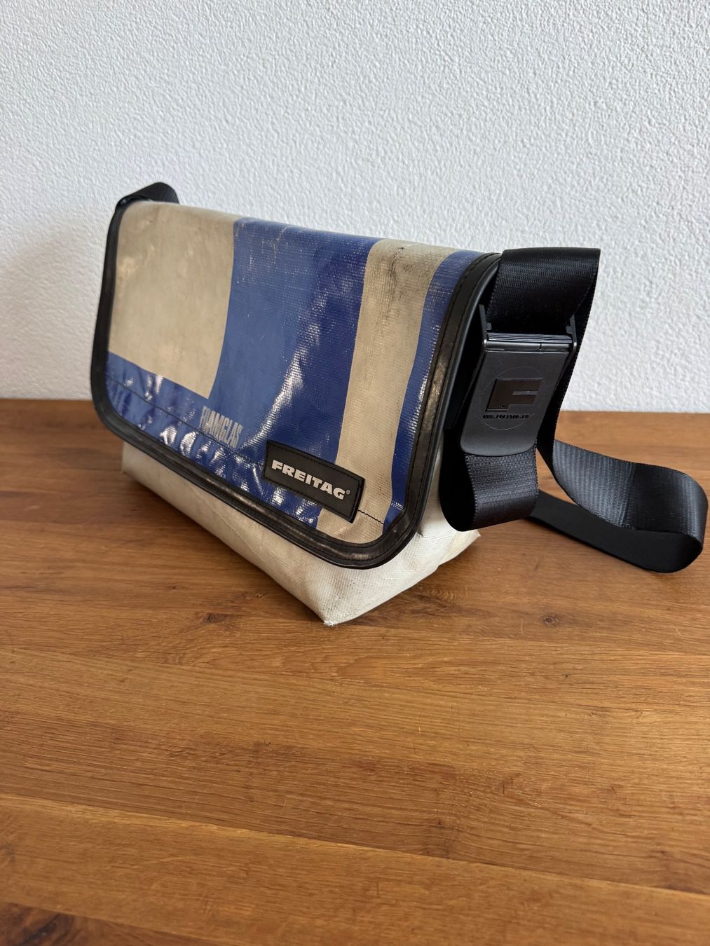 Freitag Borse: Freitag Tasche Hawaii Five-0 F41 – Usato da Frauenfeld venduto da max11116 1