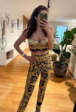 VERSACE TOP & HOSE