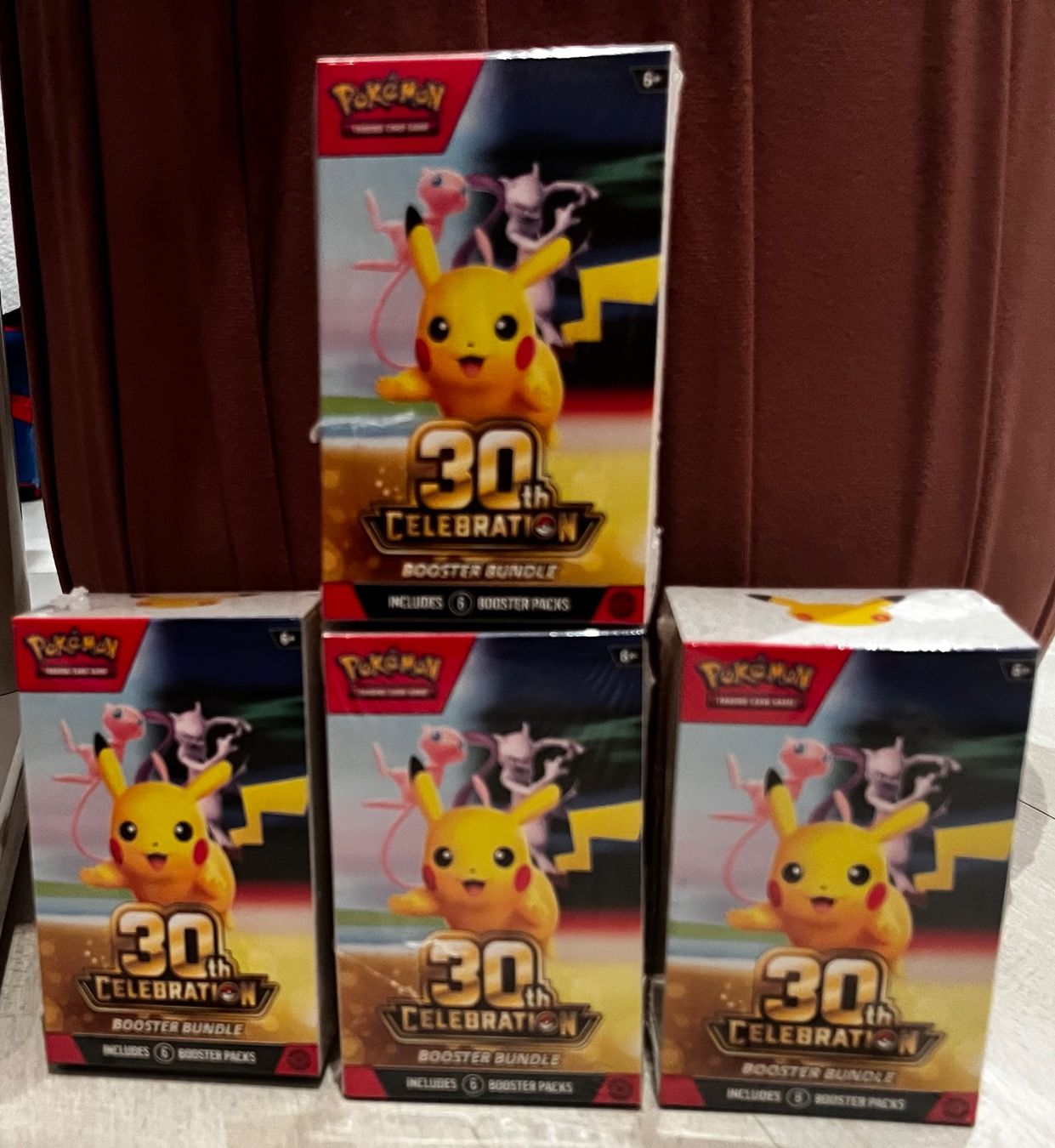 Pokémon Carte collezionabili: 4x EN 30 Jahre Booster Bundle – Nuovo e nell'imballaggio originale da Hochdorf venduto da Trinity111