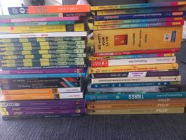 Lot de 44 livres pour enfants et adolescents, variés,