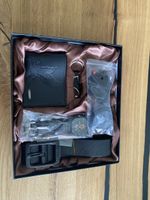 Neues Herren Geschenkset, Portemonnaie, Gürtel, Uhr, TOP!