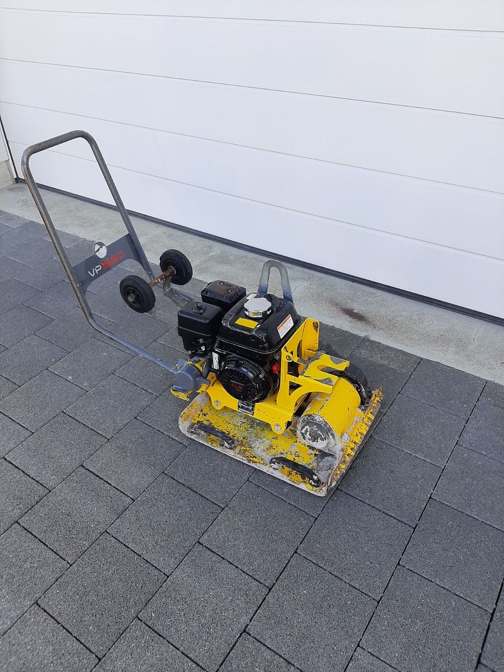 Wacker Neuson Tutte le macchine: Vibroplatte Rüttelplatte Wacker Neuson Honda – Usato da Rain venduto da Kleinmoto