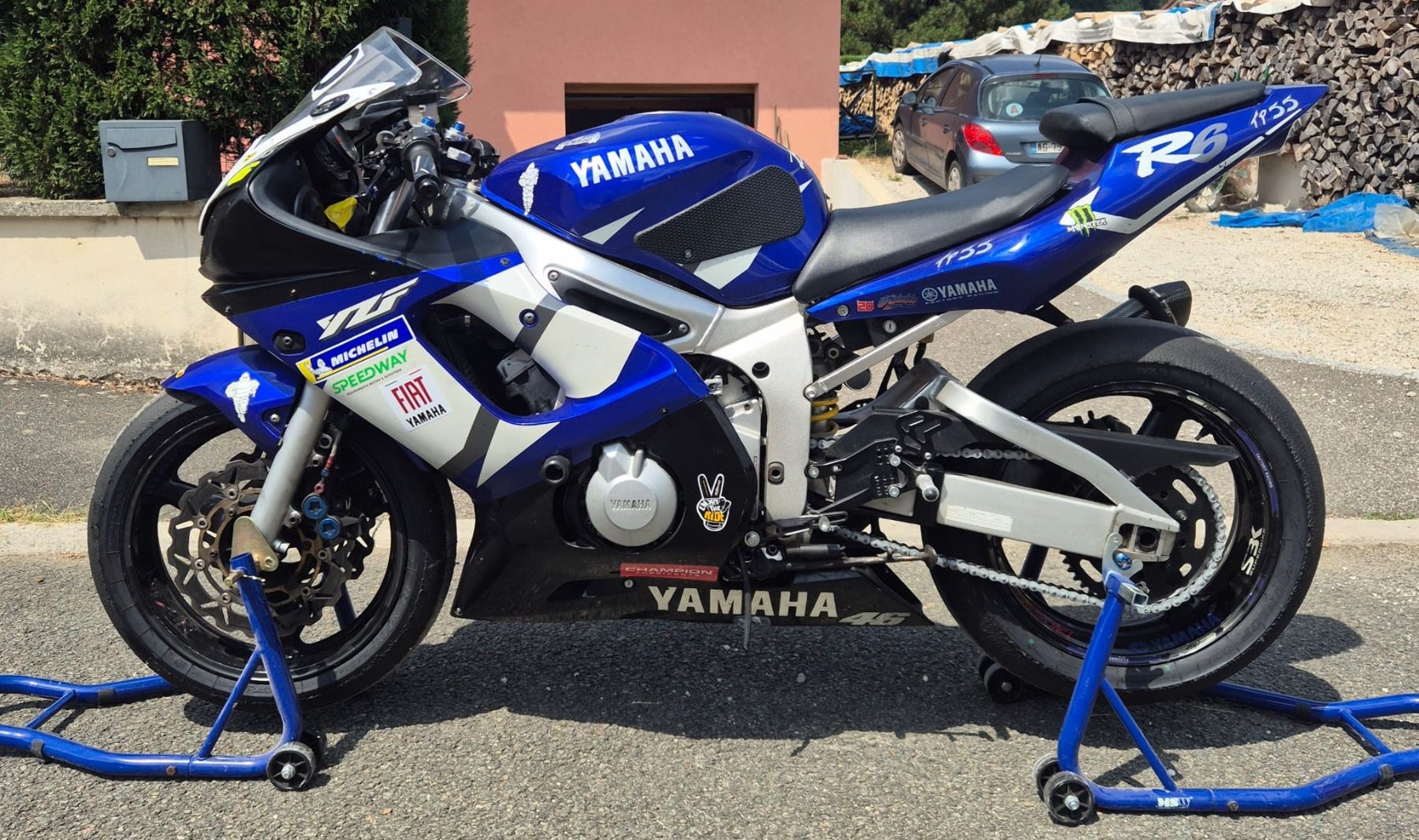 Piste: Moto r6 piste – Usato da Courgenay venduto da emi_2knw 3
