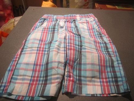 Shorts Grösse 128, C&A, blau/rosa/schwar