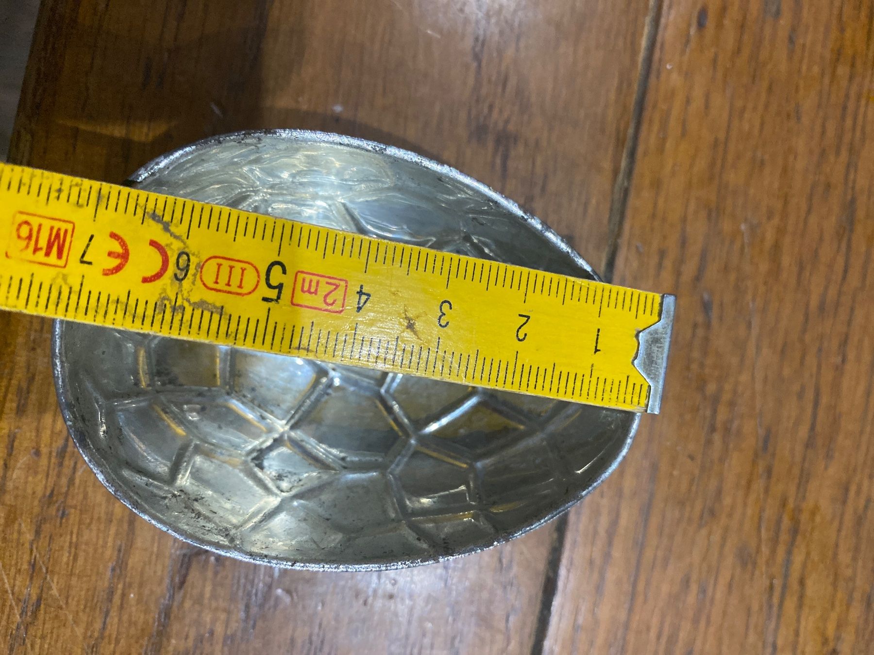 Teglie da forno: Moule chocolat œuf 7cm – Usato da Lajoux JU venduto da Briard0 3