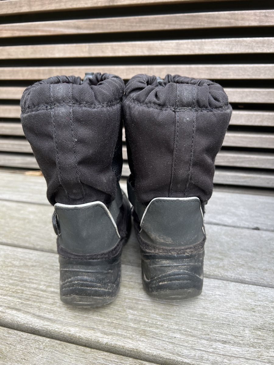 Schuhe für Jungen: Winterstiefel – Gebraucht aus Aeugst am Albis von Bsaeub 2