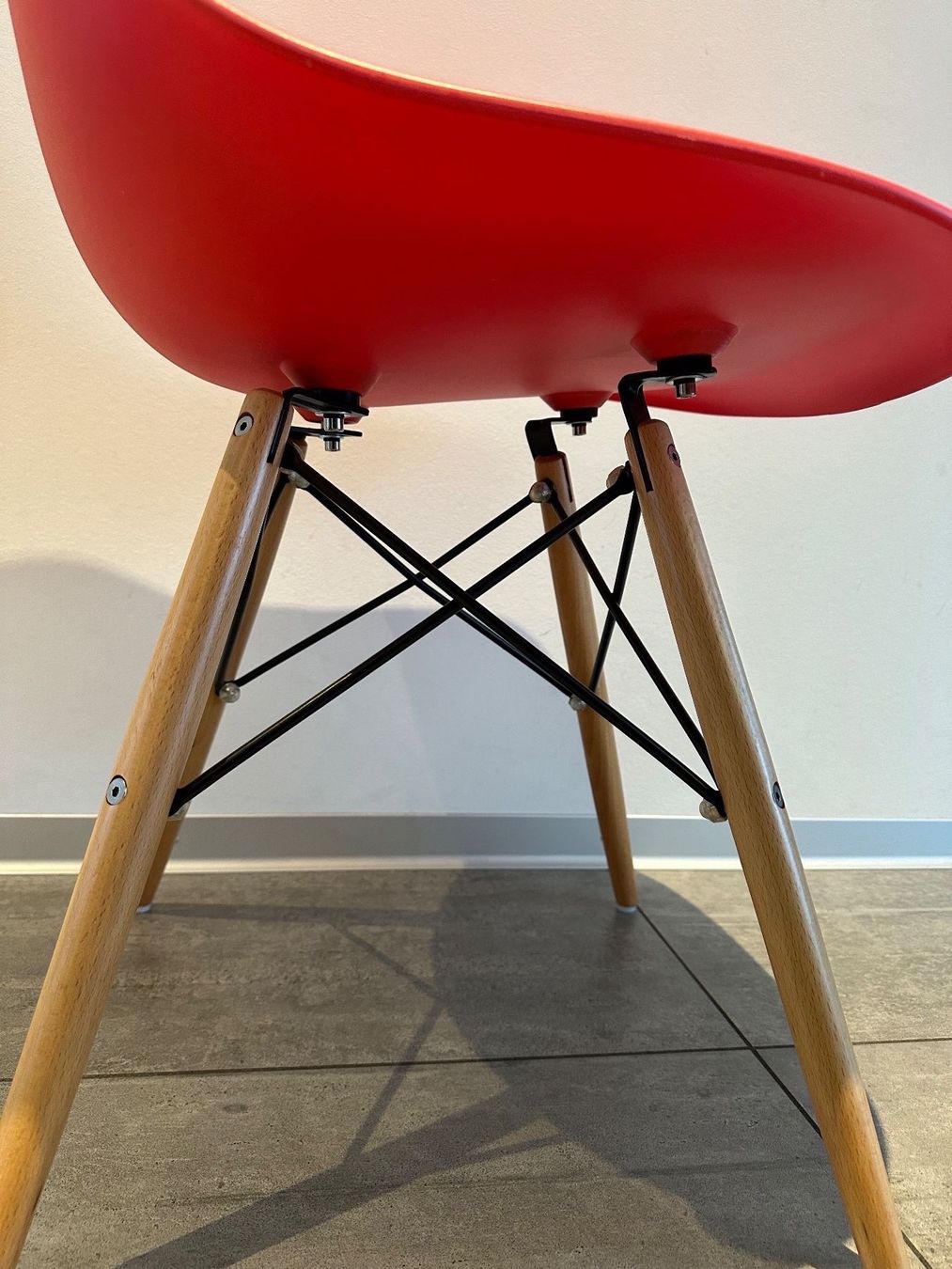 Chaises: 2 chaises rouges – D'occasion à Leytron par TipTop1912 3