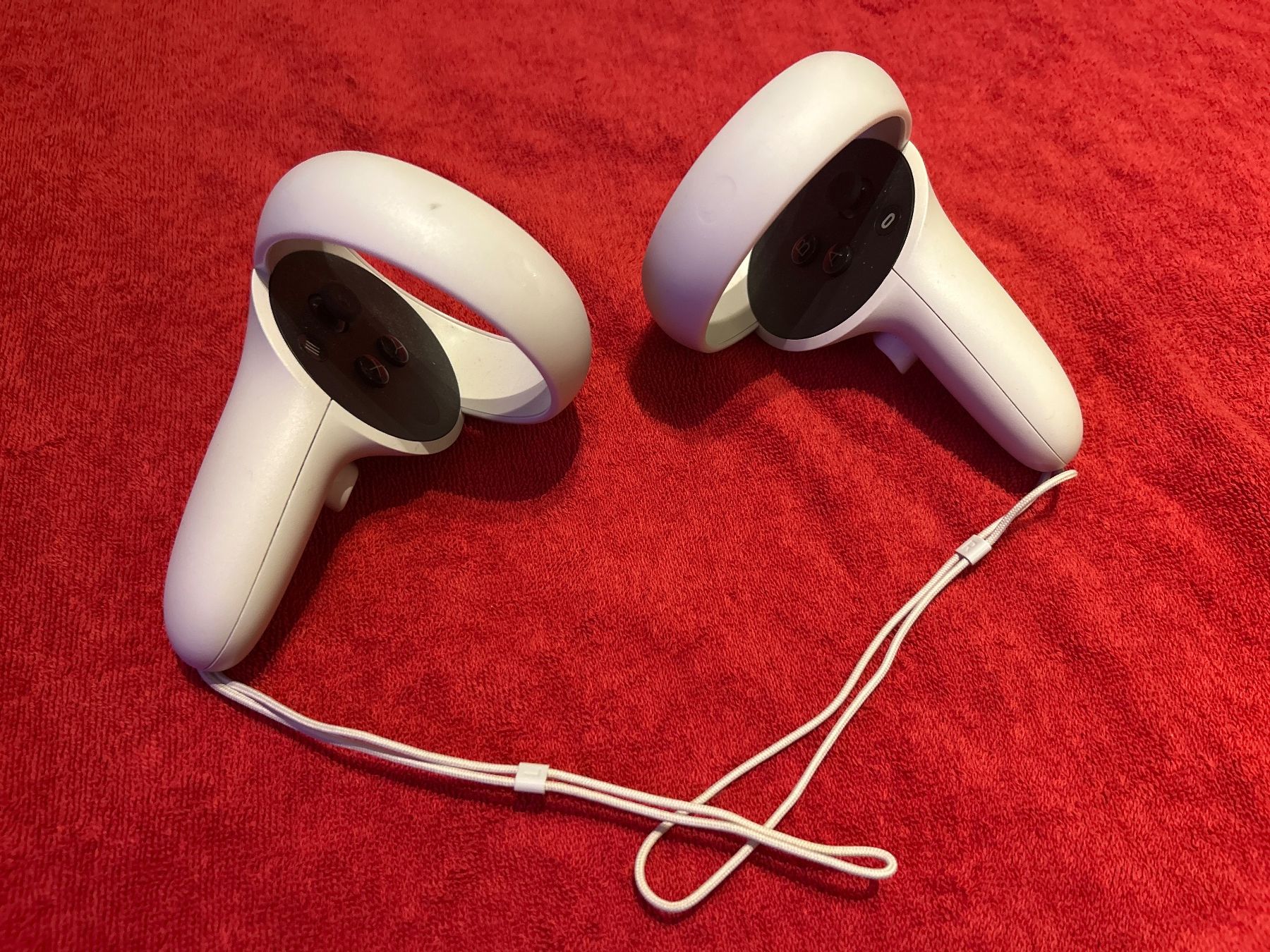 Meta Casco VR: Oculus Quest 2 – Usato da La Chaux-de-Fonds venduto da mer_jb5g 1