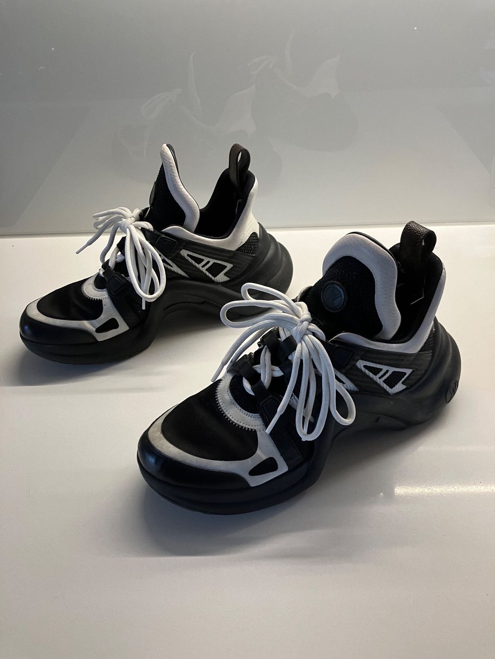 Louis Vuitton Scarpe da uomo: Original Louis Vuitton Archlight Sneakers – Usato da Zürich venduto da tacita01
