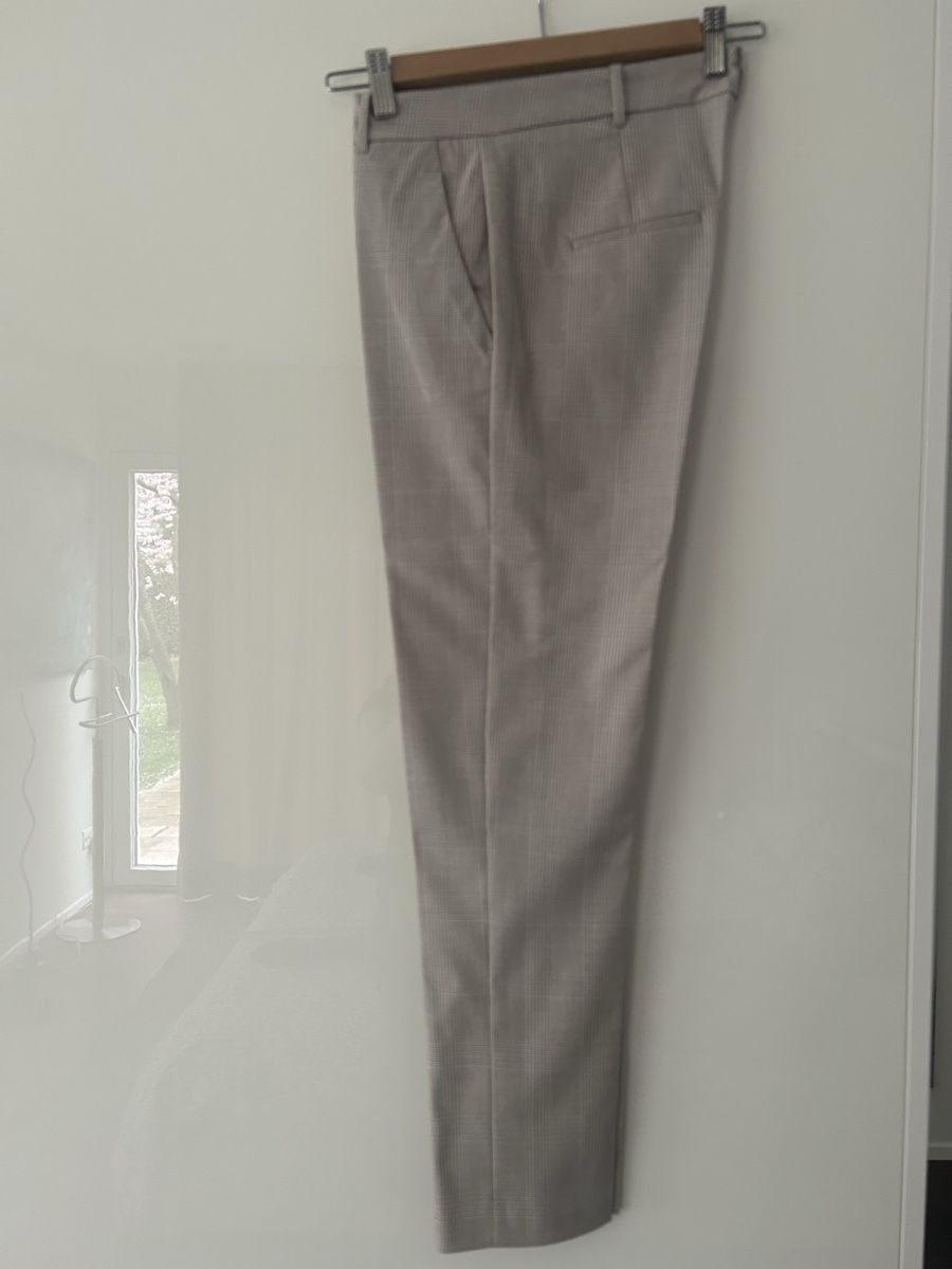 Mango Pantaloni: Mango Suit Pants - Beige - Size 34 – Usato da Wollerau venduto da Dolder23 2