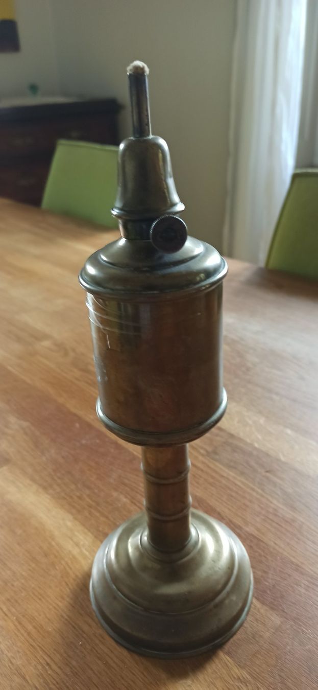 Lampade: Oel Lampe – Usato da Luzern venduto da Hherger