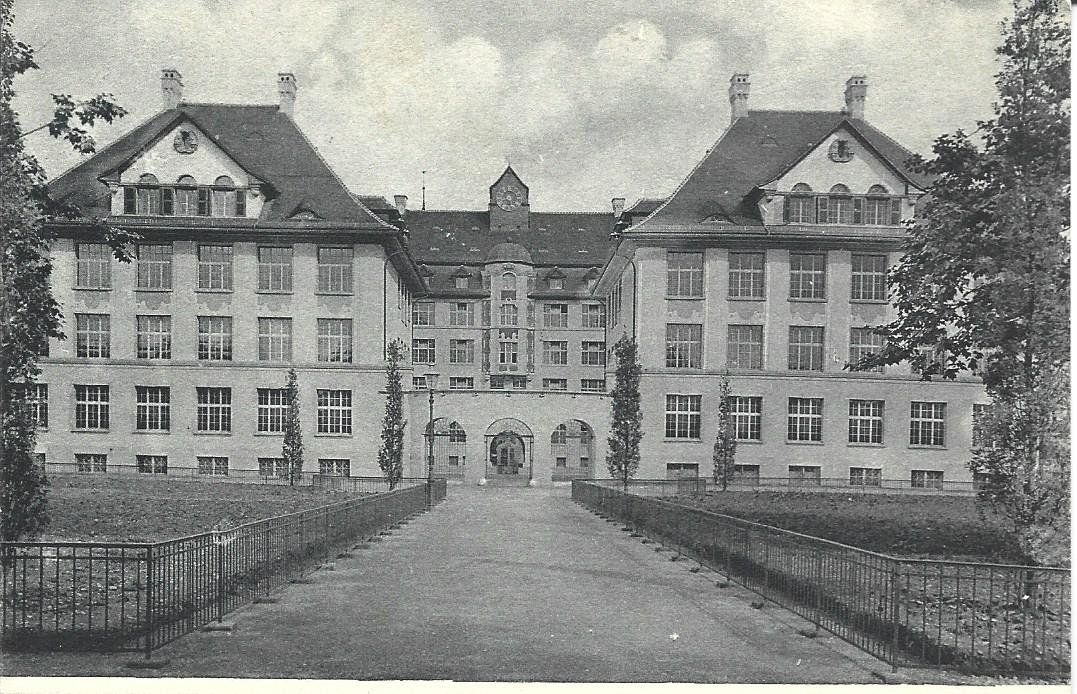 Cartoline postali: AK Zürich  Schulhaus – Usato da Appenzell venduto da mai25