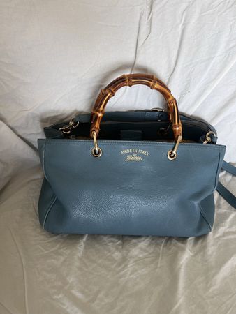 Sac Gucci Bamboo bleu parfait pour la belle saison ! ✨
