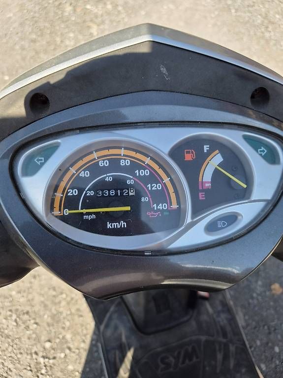 Scooters: Roller SYM 125 – D'occasion à Gurtnellen par lau_smy5 3