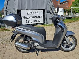 Honda SH 125 Roller Scooter Lieferung möglich