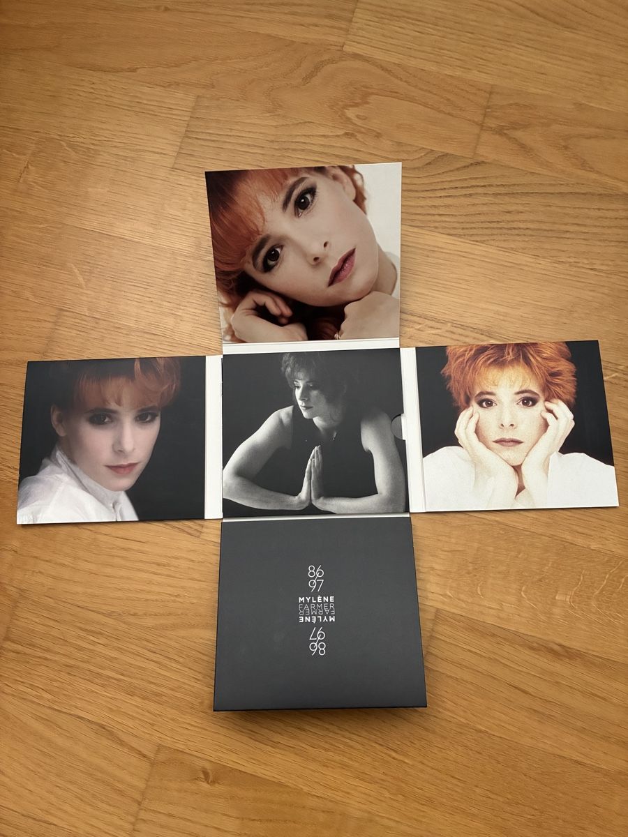 Dischi in vinile: Lot de vinyles et CD de la chanteuse Mylène Farmer  – Nuovo e nell'imballaggio originale da Port venduto da Capitaineharloc 1
