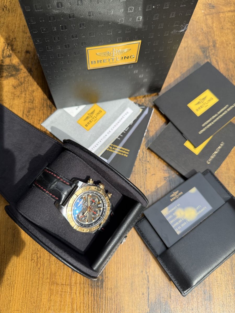 Breitling Montres: Breitling Chronomat 44 72/100 Limited Full Set – D'occasion à Zürich par watchdealer-24 6