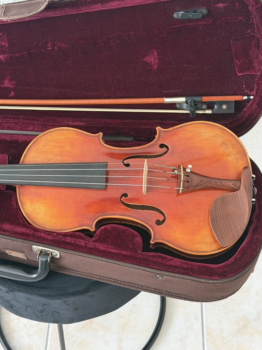 Musikinstrumente: Magnifique violon 4/4 – Gebraucht aus Bassecourt von 59.00chf