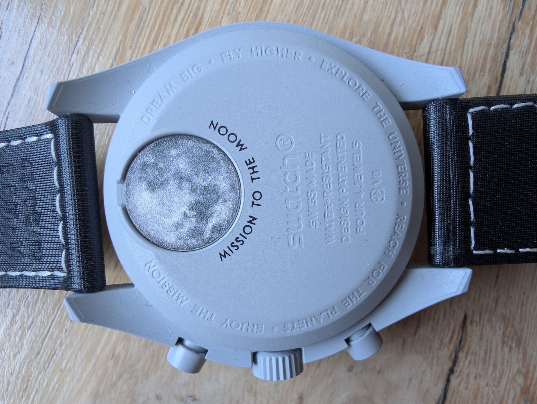 Swatch Uhren: Swatch Mission to Earth Bioceramic MoonSwatch – Gebraucht aus Basel von Ro_Ma20 6